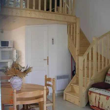 2 Personnes Proche Des Plages